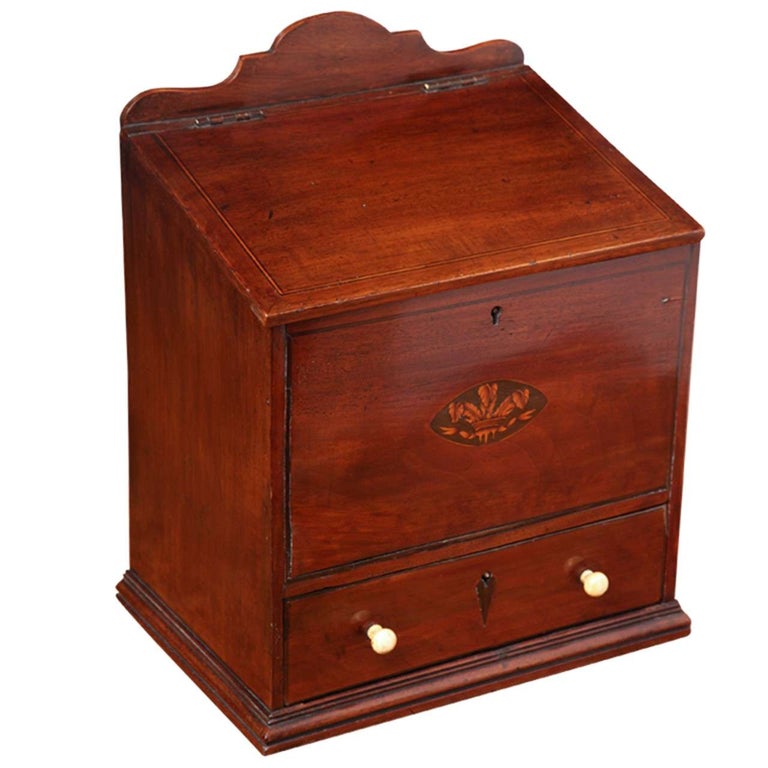 19th Century English Correspondence Box For Sale at 1stDibs