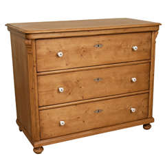 Pine Chest of Drawers