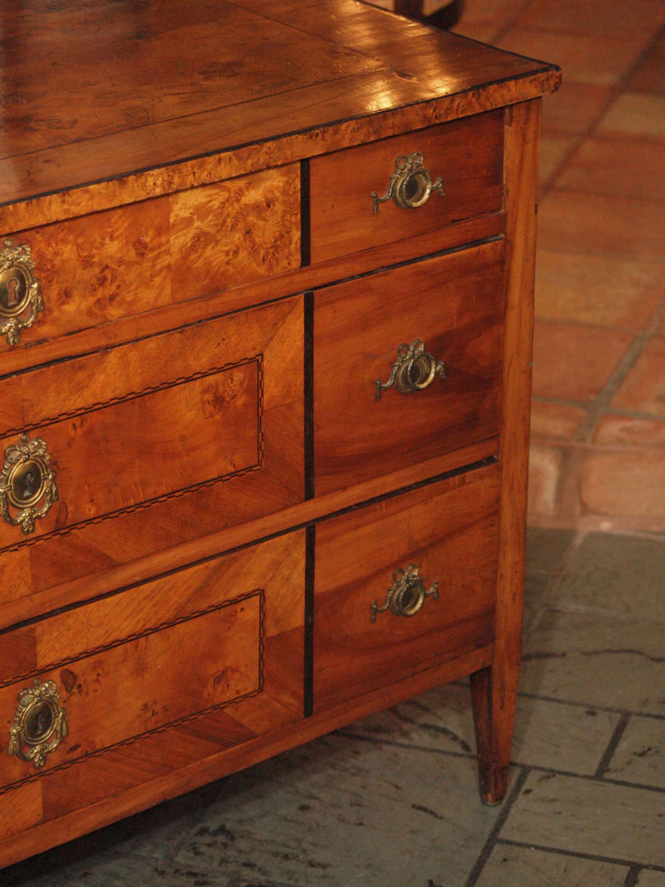 Antique Italian Fruitwood and Walnut Commode In Good Condition For Sale In New Orleans, LA