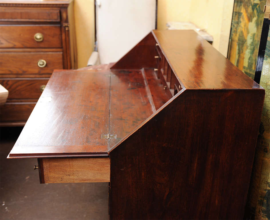 18th Century Georgian Mahogany Slant Front Desk For Sale 4