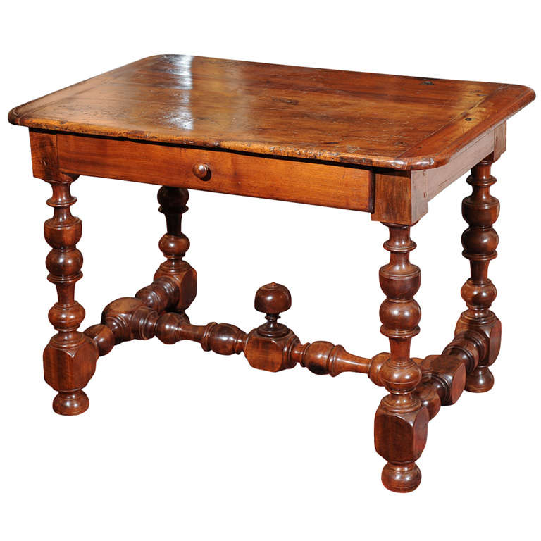 French Walnut Writing Table, circa 1700 For Sale