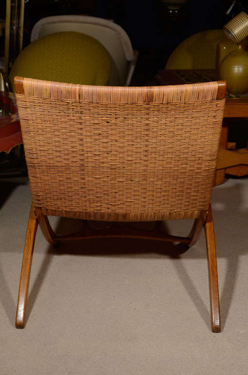 Woven cane folding chair by Hans Wegner 3