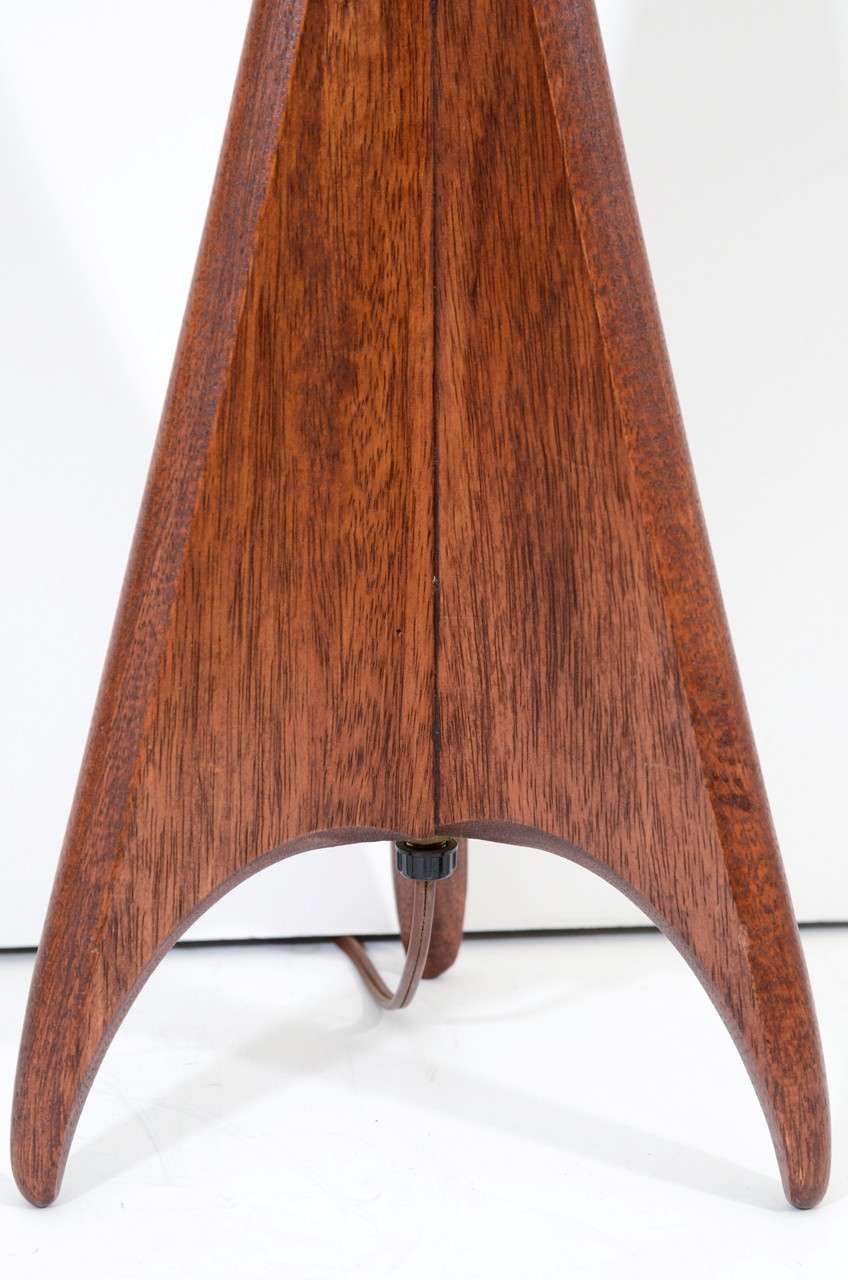 Mid Century Wood Tripod Base Table Lamp at 1stDibs