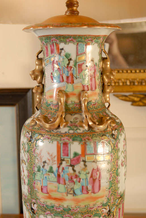 19th Century Rose Medallion Lamp For Sale