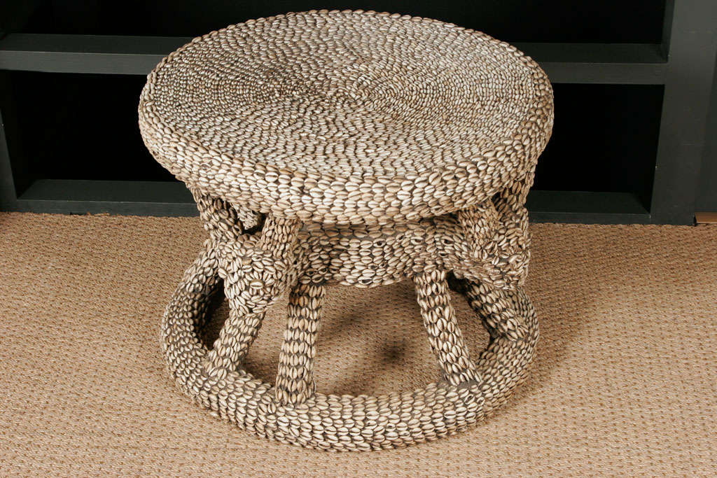 Cameroonian Outstanding and Rare Cameroon Throne Chair or Coffee Table, circa 1900  For Sale