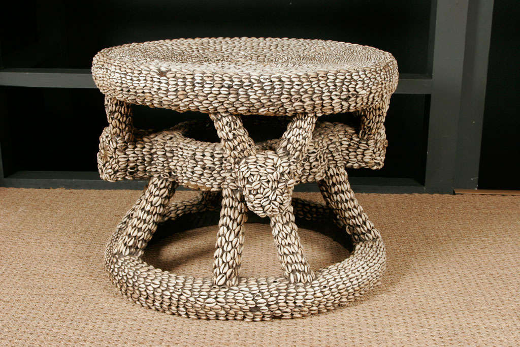 Outstanding and Rare Cameroon Throne Chair or Coffee Table, circa 1900  For Sale 3