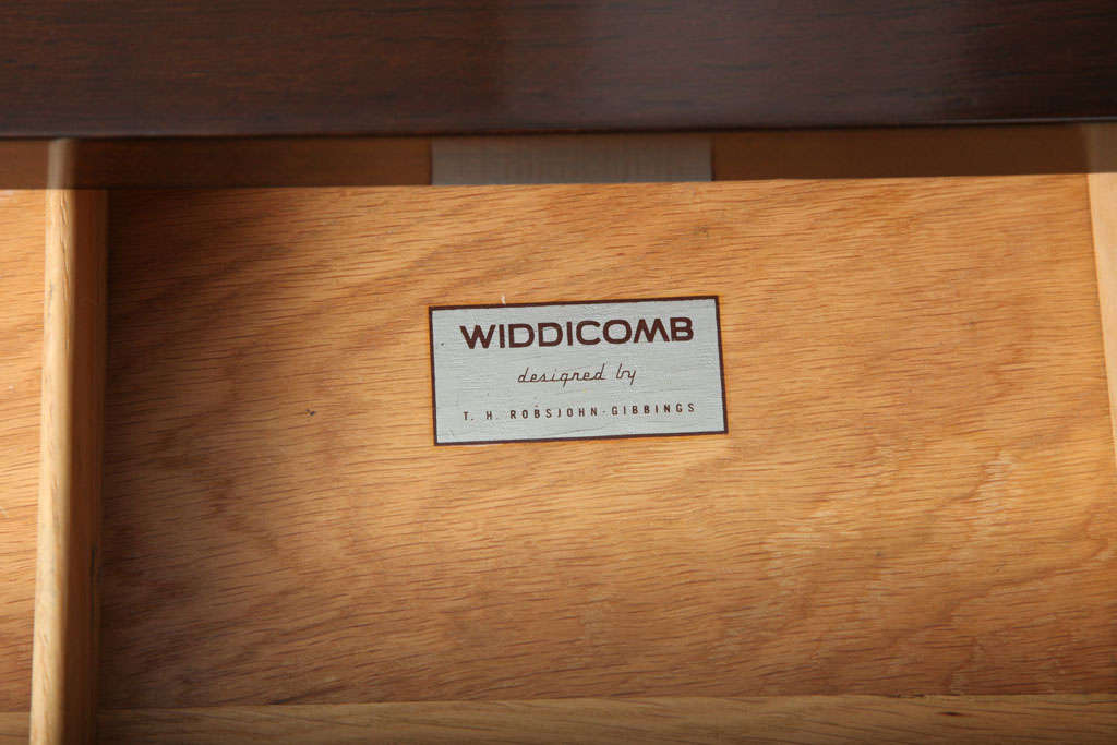 4 Drawer Desk by TH Robsjohn-Gibbings for Widdicomb 3