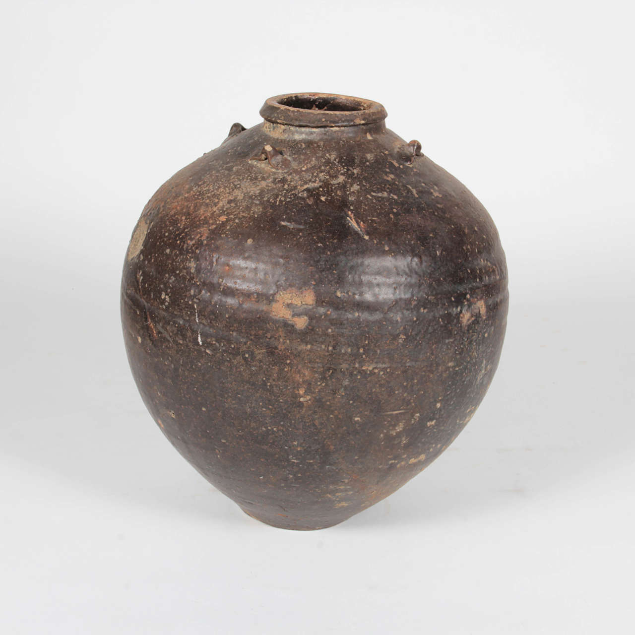 Antique Round Kalimantan Ceramic Pot For Sale 2