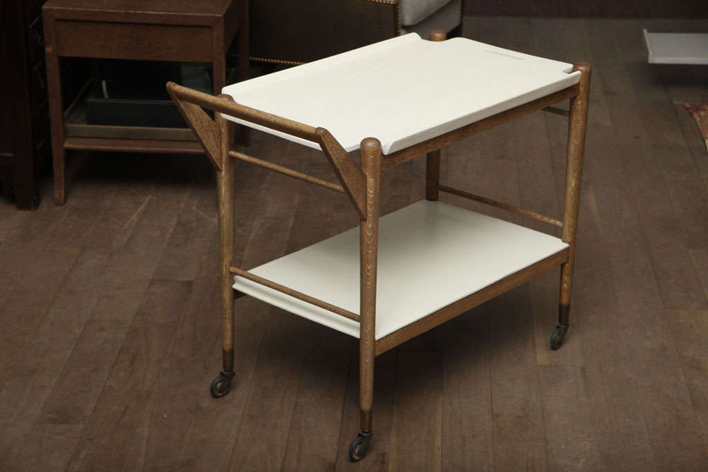 Mid-20th Century Two-tone Serving Cart