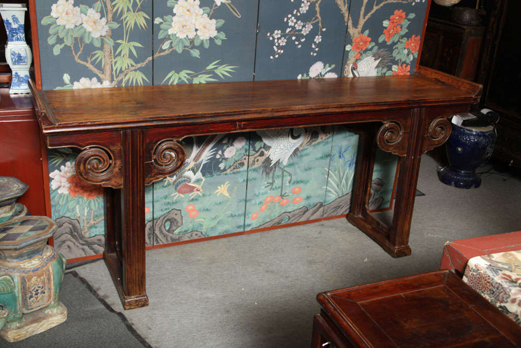 Mid 19th Century Chinese Carved Elmwood Console Table with Original Finish In Good Condition In Yonkers, NY