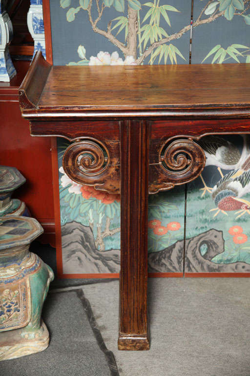 Mid 19th Century Chinese Carved Elmwood Console Table with Original Finish 1