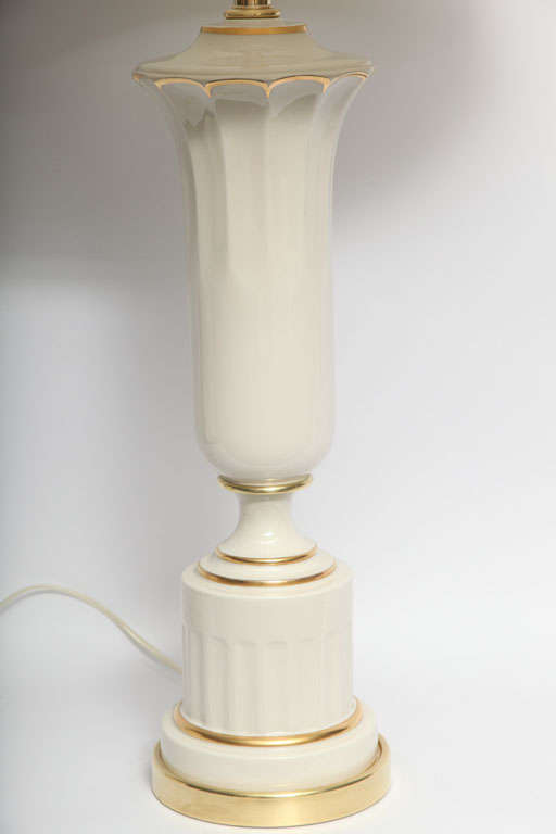 Mid-20th Century Table Lamps Pair Classical Modern porcelain urns 1930's For Sale