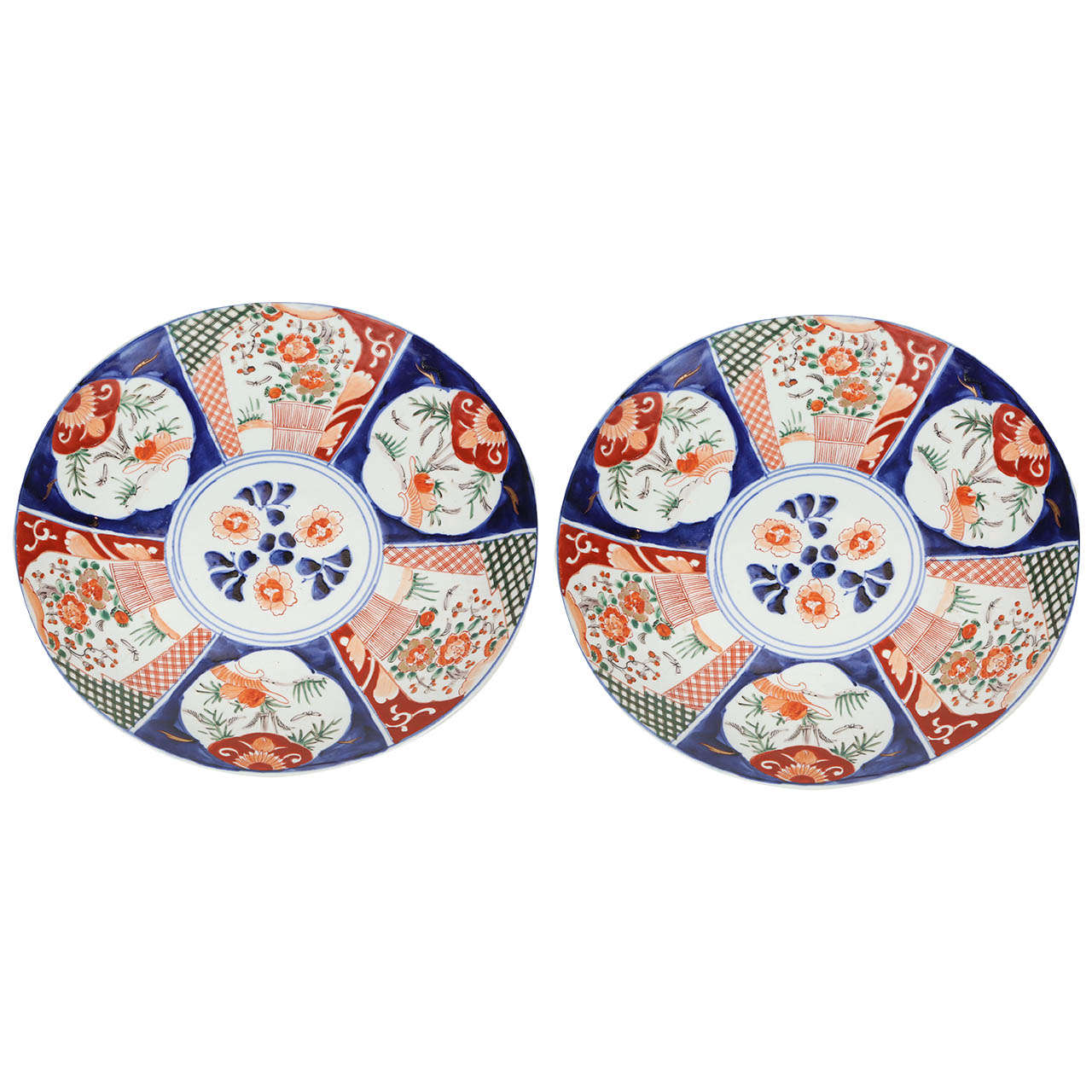 Pair of Antique Imari Chargers For Sale at 1stDibs