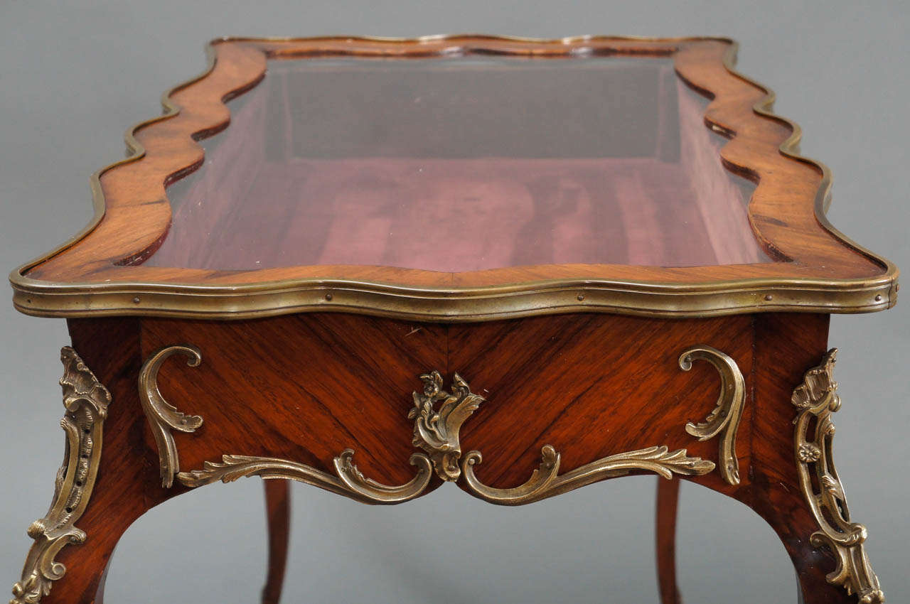 French, Napoleon III Vitrine For Sale 3