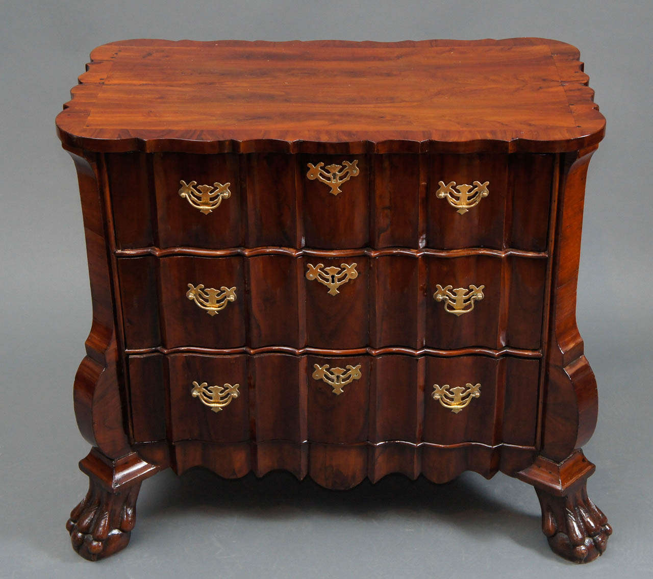 Dutch 18th Century Three-Drawer Chest In Excellent Condition In Hudson, NY