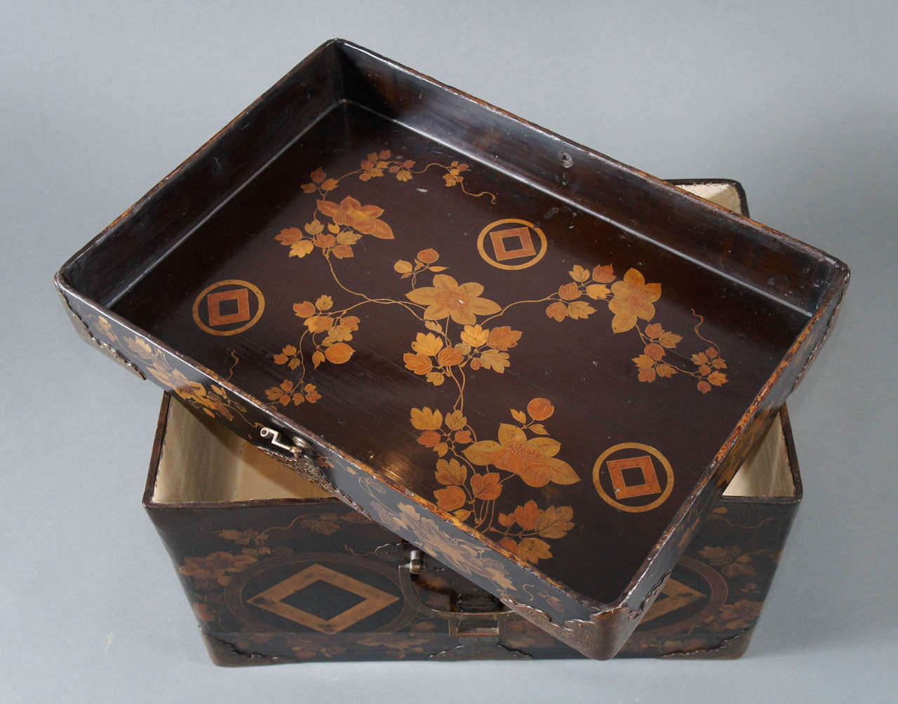 18th Century and Earlier Black Lacquer Kimono Box