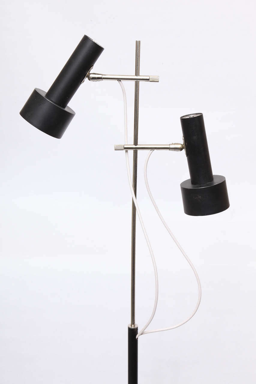 Mid-Century Modern 1950s Italian Articulated Floor Lamp Attributed to O-Luce