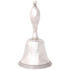 Bell de table en argent ancien