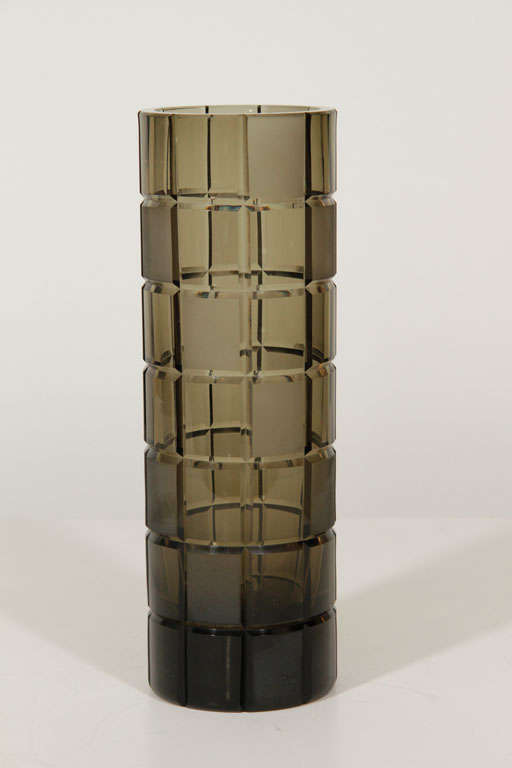 Rosenthal Vase mit geräuchertem Schliffkristall (Ende des 20. Jahrhunderts)