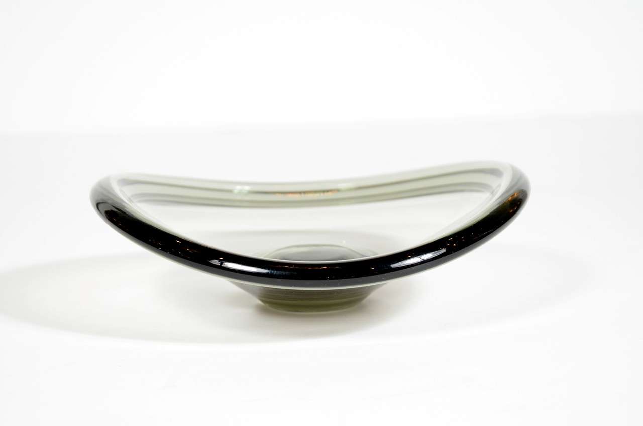 Modernist Smoked Art Glass Bowl by Holmgaard In Excellent Condition In New York, NY