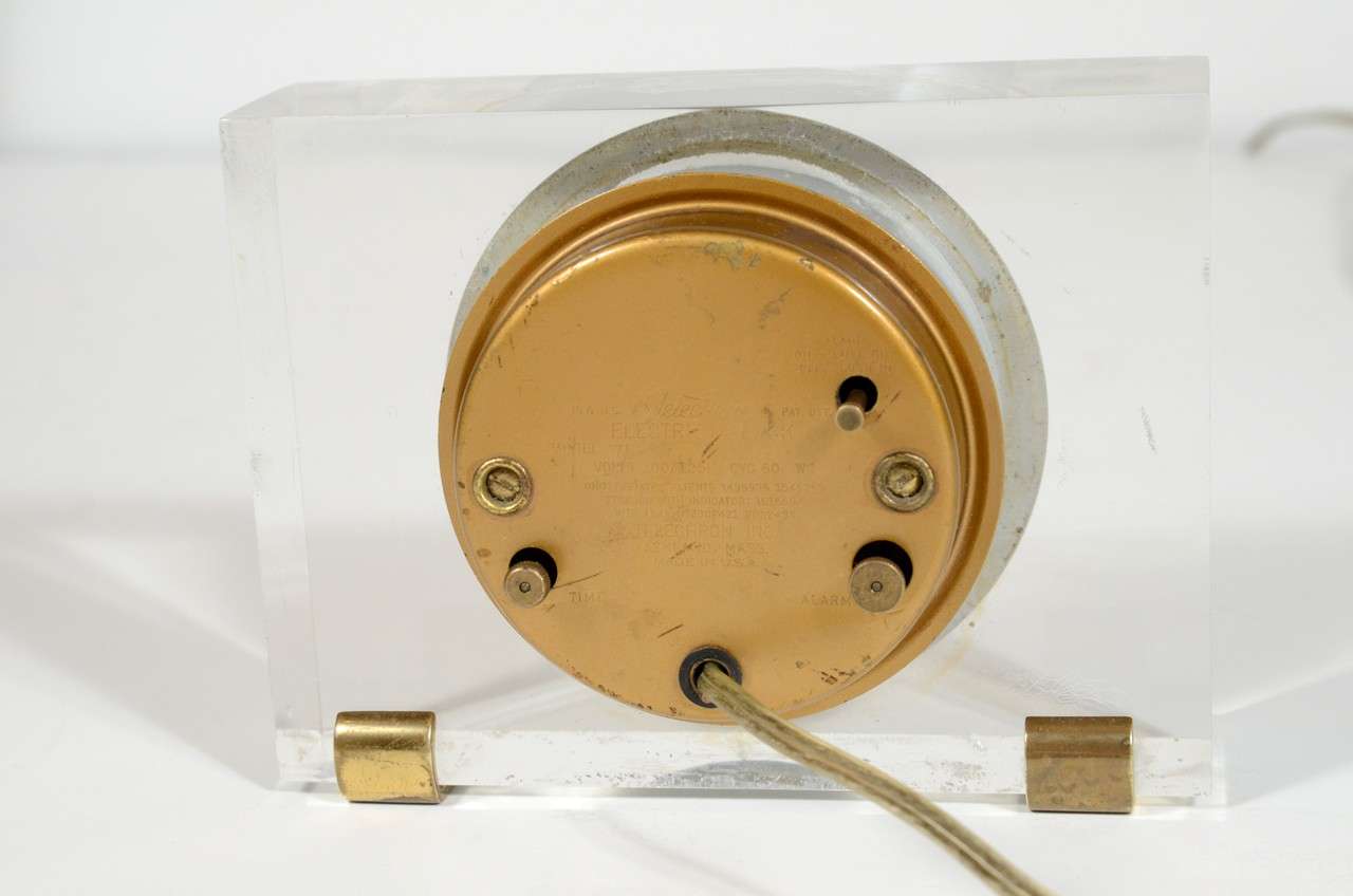 Modernist Lucite and Brass Clock by Telechron In Excellent Condition In New York, NY