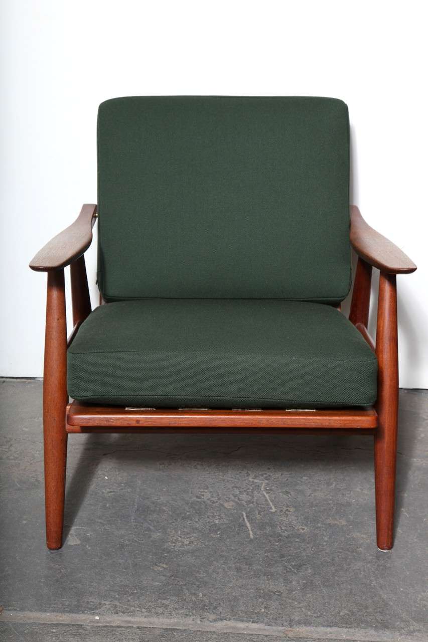 Pair of Teak and Green GE-270 Lounge chairs by Hans J. Wegner 2