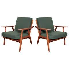 Pair of Teak and Green GE-270 Lounge chairs by Hans J. Wegner