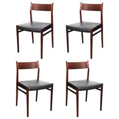 Set of 4 Rosewood and Black Leather Dining Chairs by Arne Vodder