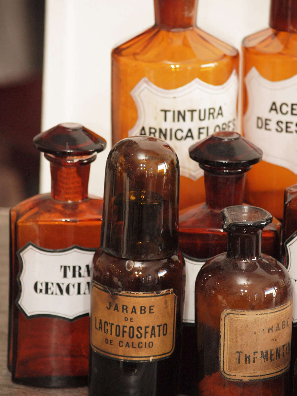 Collection of Apothecary Bottles and Jars, circa 1900 2