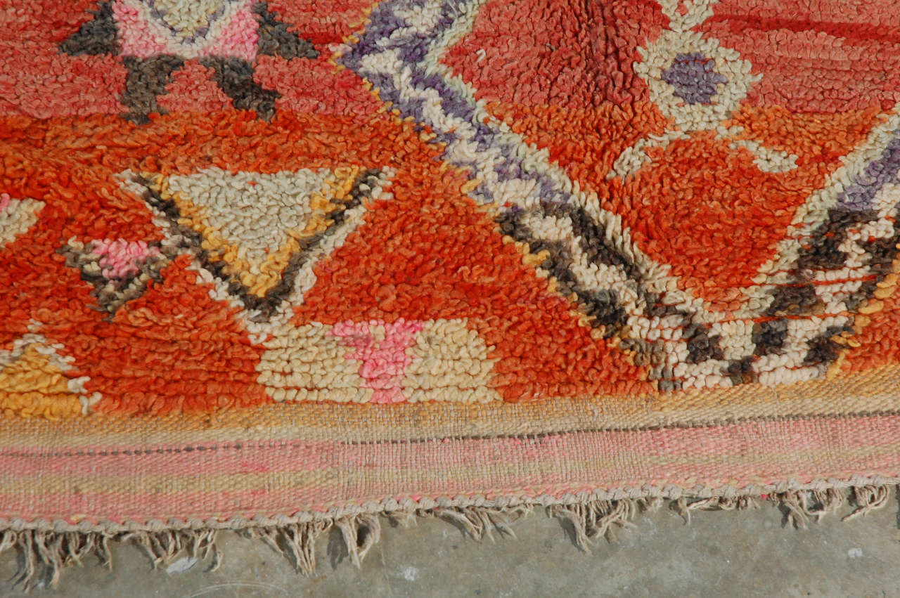 Vintage Moroccan Rug In Good Condition For Sale In West Hollywood, CA