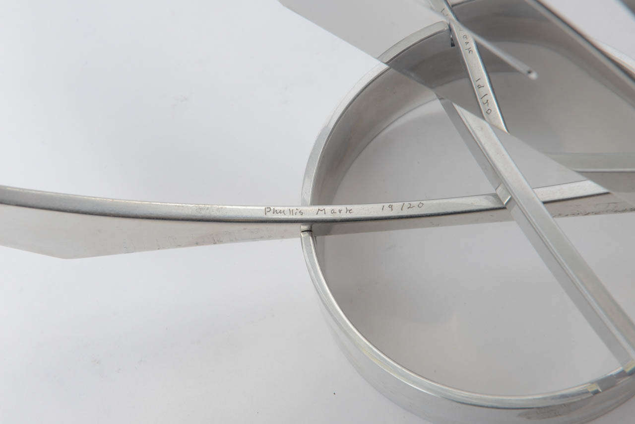 Aluminium Sculpture cinétique Phyliss Mark en vente