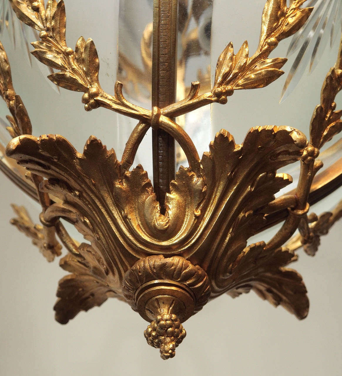 Antique French Louis XVI Ormolu, Bronze and Fine Star-cut Crystal Lantern circa 1860 1