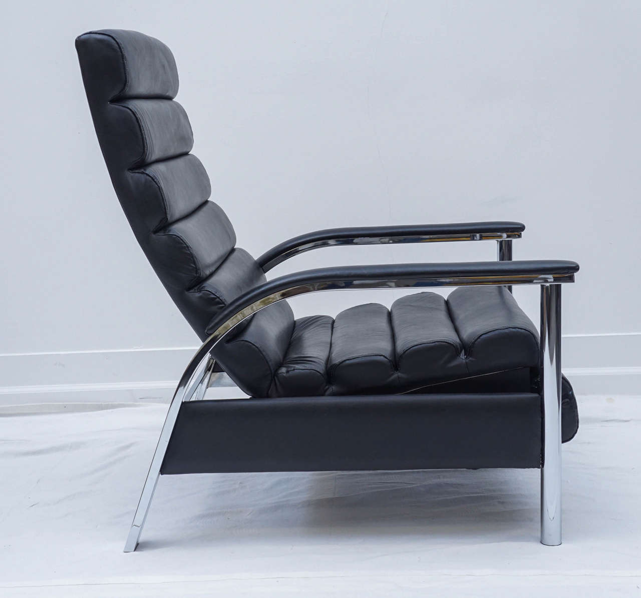 Mid-Century Modern Mid Century Modern Easy Chair