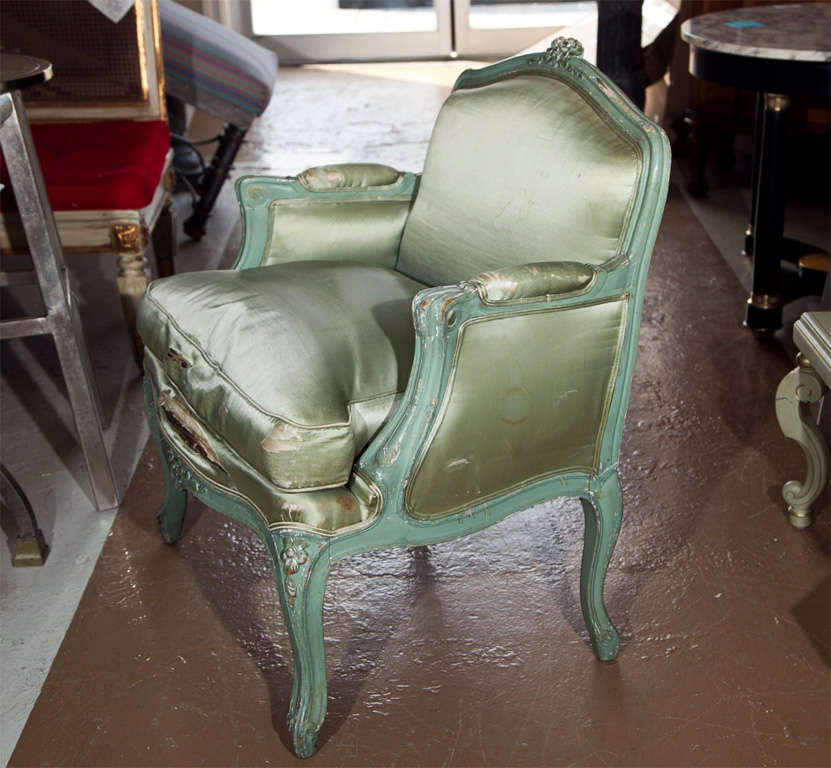 French Painted Childs Bergere Chair by Jansen In Good Condition In Stamford, CT