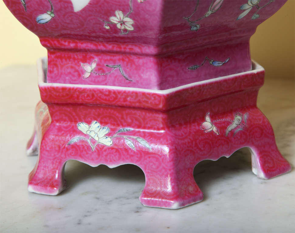 Pair Of Peony Pink Porcelain Jardinieres On Stands 19th Century In Excellent Condition In New York, NY