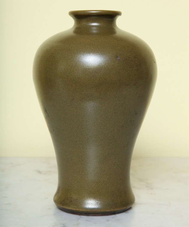 Glazed Antique Chinese Meiping Green Tea Porcelain Vase Late 19th Century For Sale