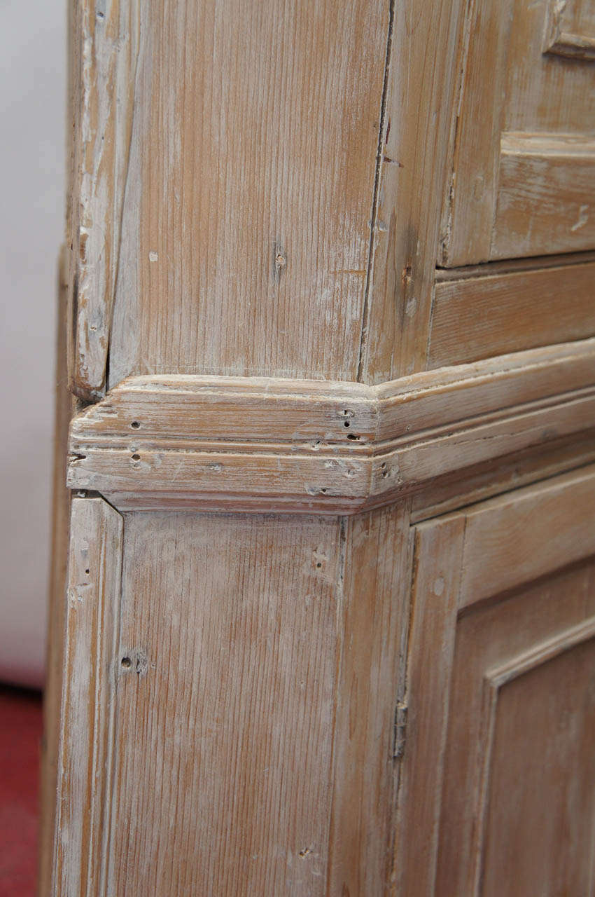 Early American Two-Part Pine Corner Cupboard 4