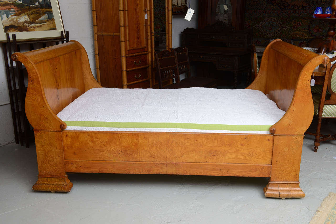 daybed sleigh bed