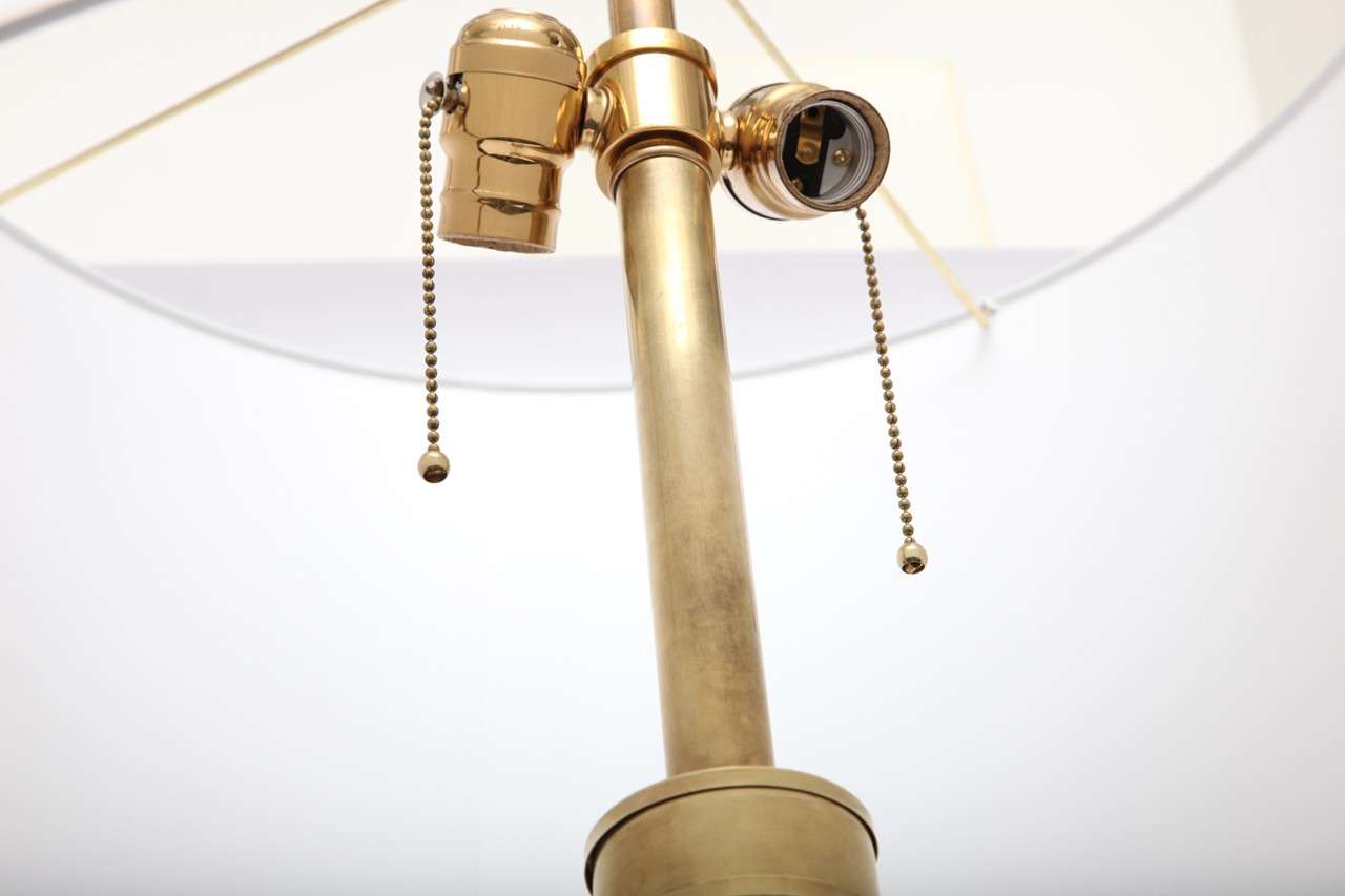 Pair of 1950s Italian Sculptural Brass Table Lamps In Excellent Condition In New York, NY