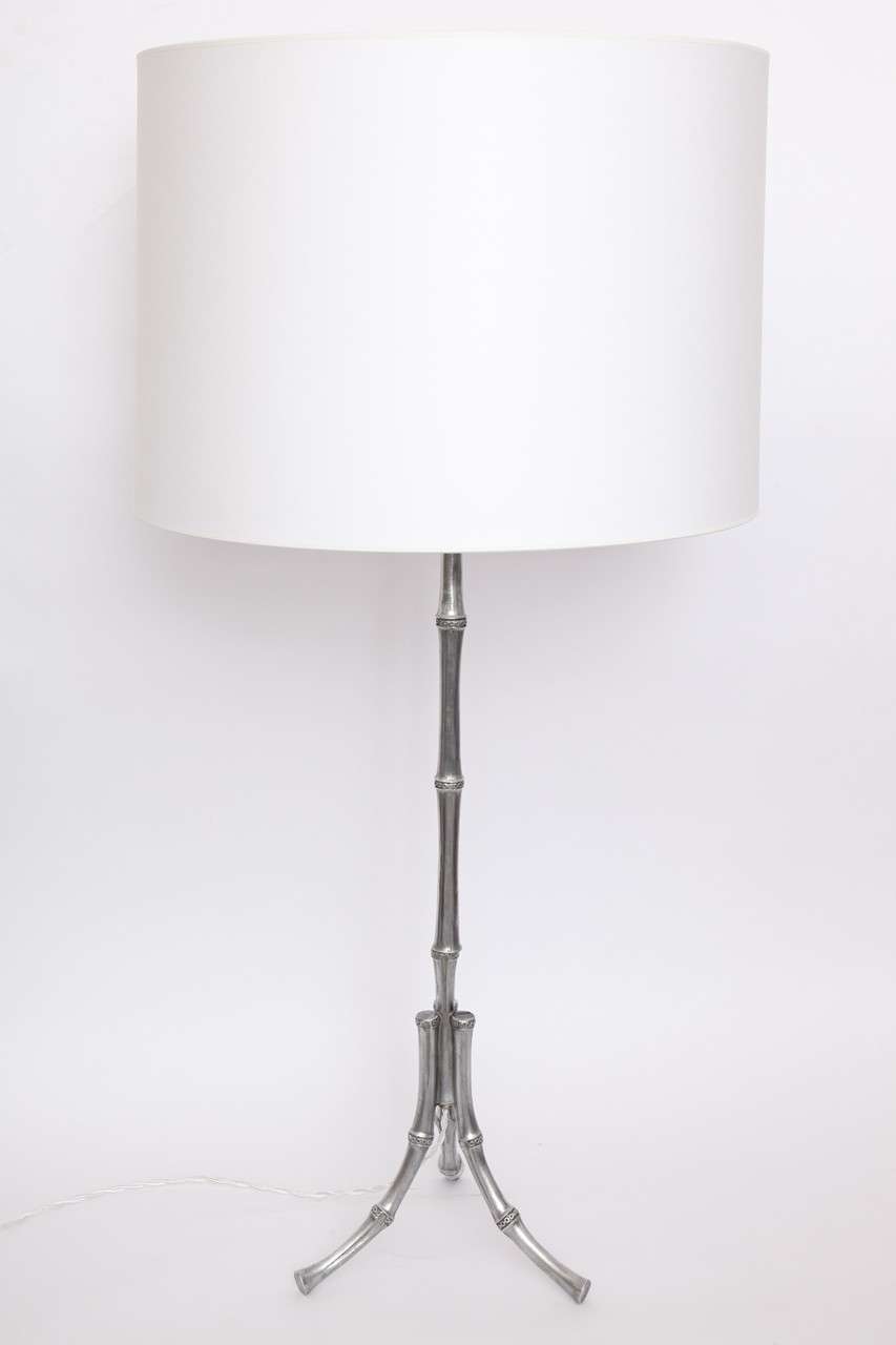 Table Lamps Pair Art Moderne bamboo design polished metal 1940's
New sockets and rewired
Shades not included