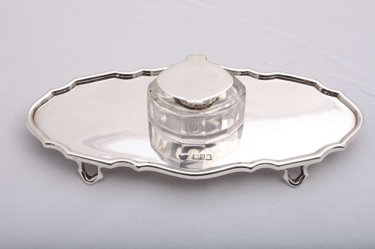 Calamaio con piede in argento sterling e cristallo di epoca edoardiana in vendita 3