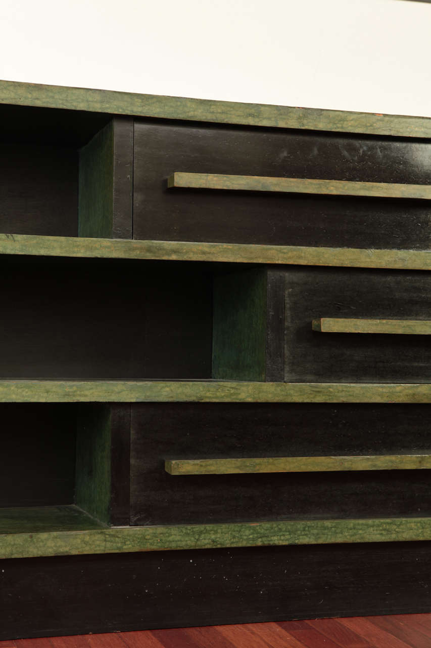 Bookcase in buxus stained with aniline In Good Condition For Sale In Milan, IT