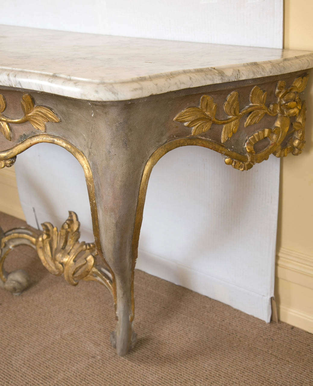 Louis XVI Later Painted Decorated Console d' Applique, 18th century For Sale 1