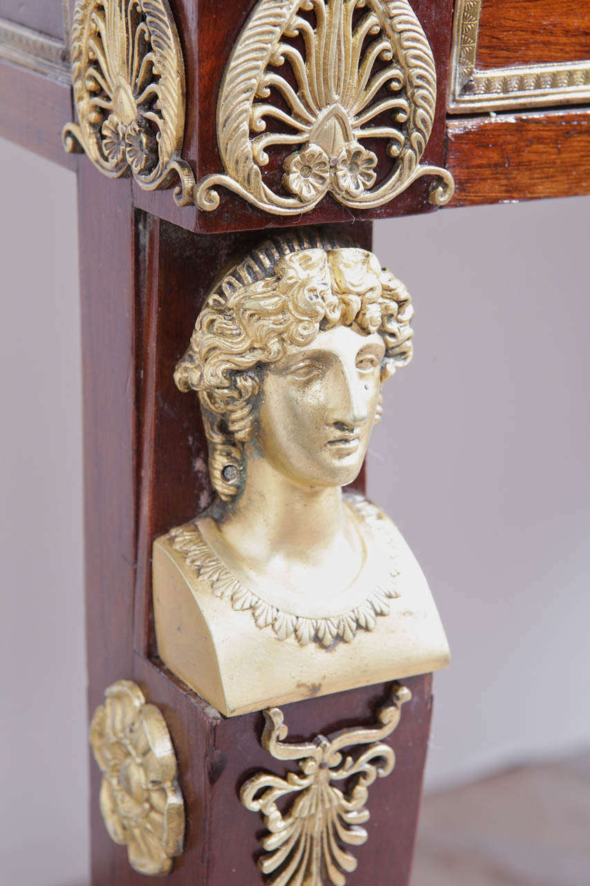 Console con piano in marmo dell'Impero Napoleone III del XIX secolo in vendita 5