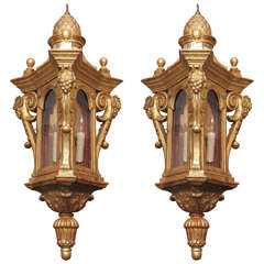 Pair of Italian Carved Giltwood Lanterns 1