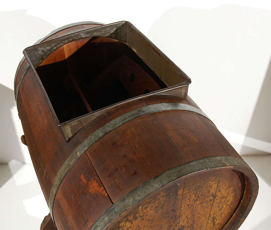 Fantastic & Early 19thc Handmade Butter Churn On Stand 2