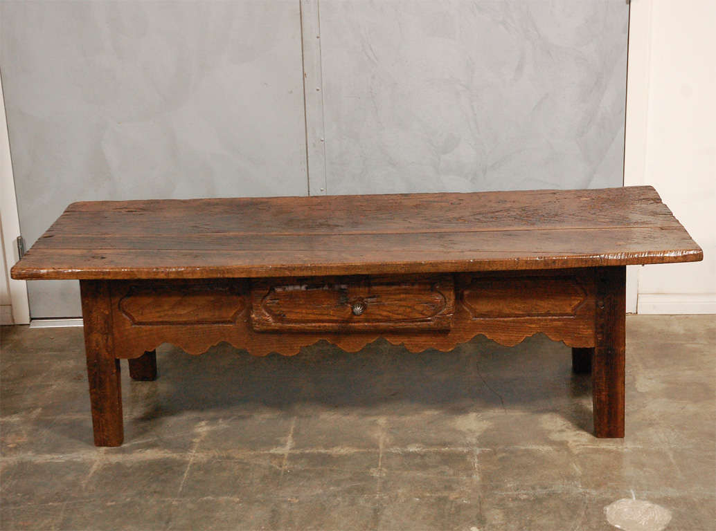 antique french country coffee table with drawer at 1stdibs antique french country coffee table with drawer at 1stdibs