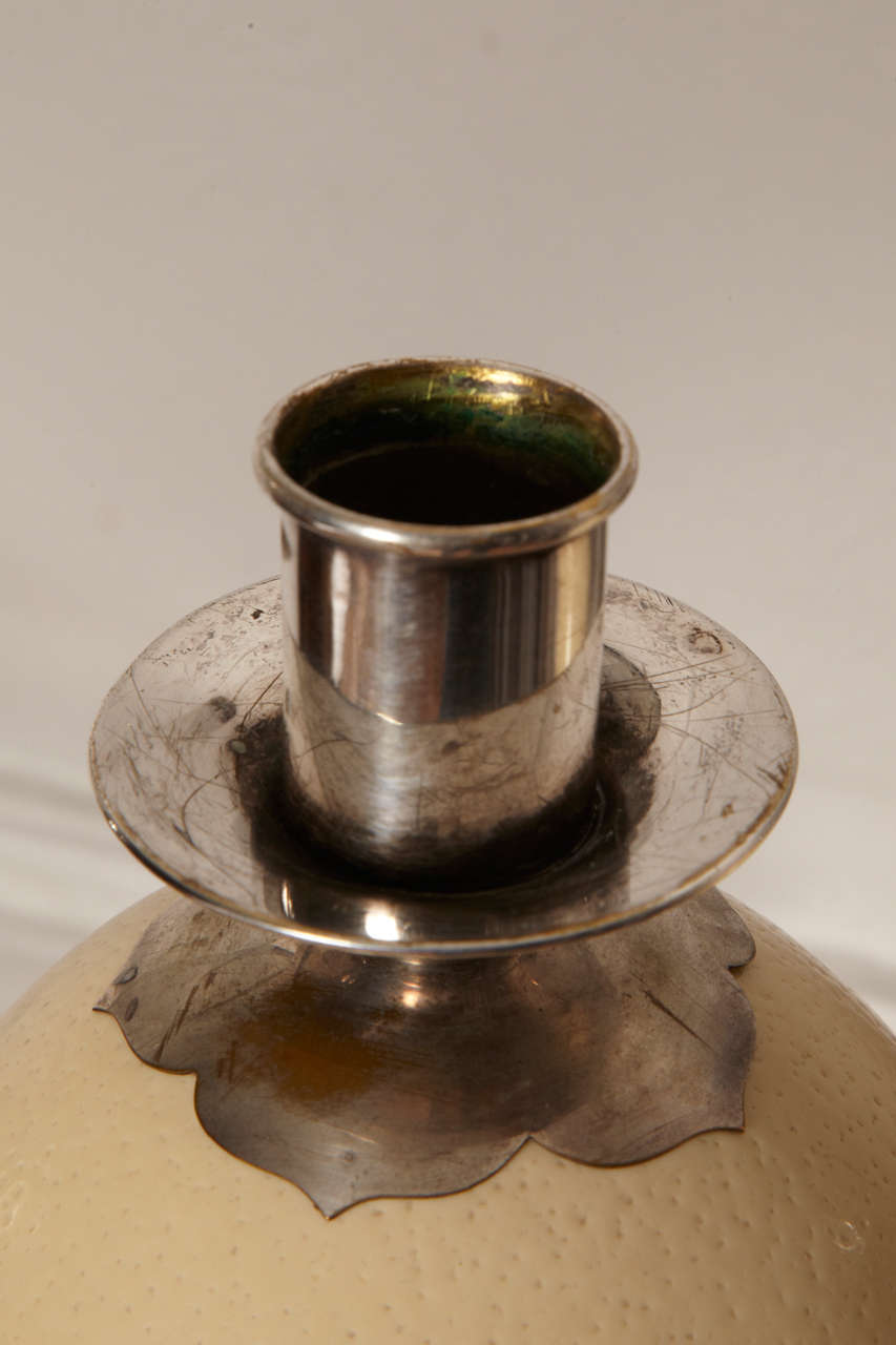 Nice Pair Of Ostrich Egg Candlestick In Good Condition In New York, NY