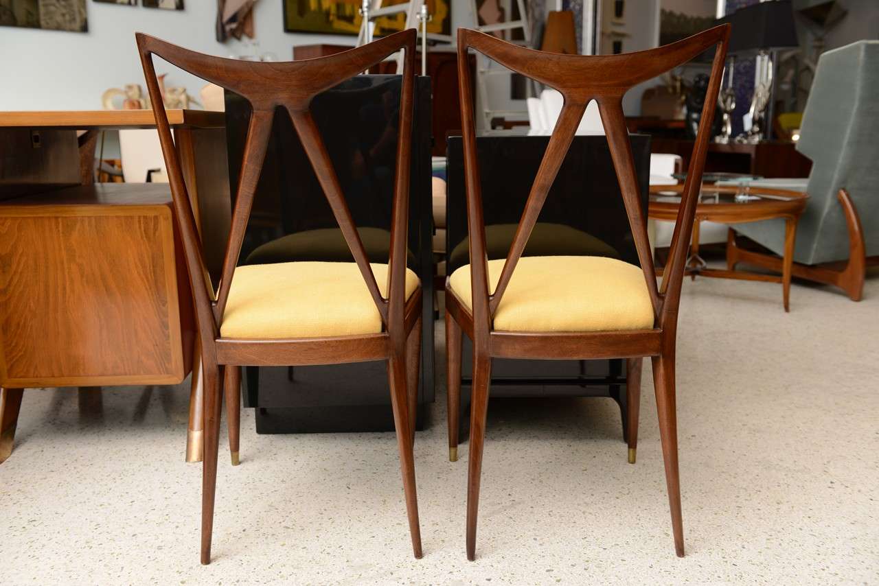 Mid-20th Century A Pair of Guglielmo Ulrich Mahogany Side Chairs, Italy, 1950s
