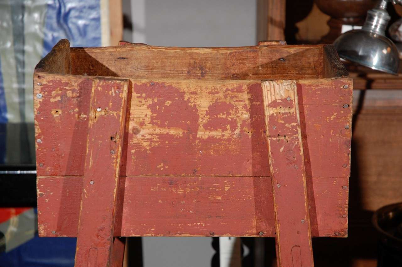 Pair of French Country Red Painted Wooden Planters on Long Splayed Legs  In Good Condition In Los Angeles, CA